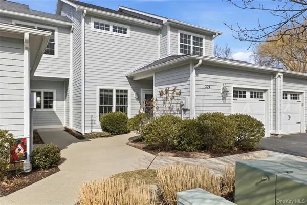 $685,000 | 324 Ivy Trail, Rhinebeck, NY 12572