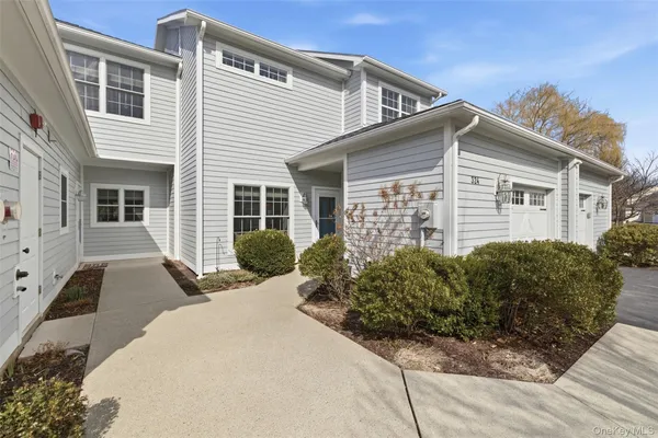 $685,000 | 324 Ivy Trail, Rhinebeck, NY 12572