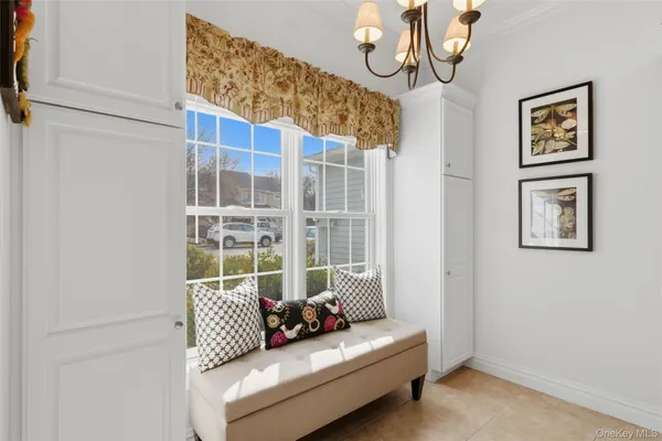 $685,000 | 324 Ivy Trail, Rhinebeck, NY 12572