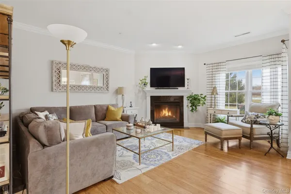 $685,000 | 324 Ivy Trail, Rhinebeck, NY 12572