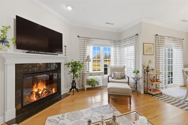 $685,000 | 324 Ivy Trail, Rhinebeck, NY 12572