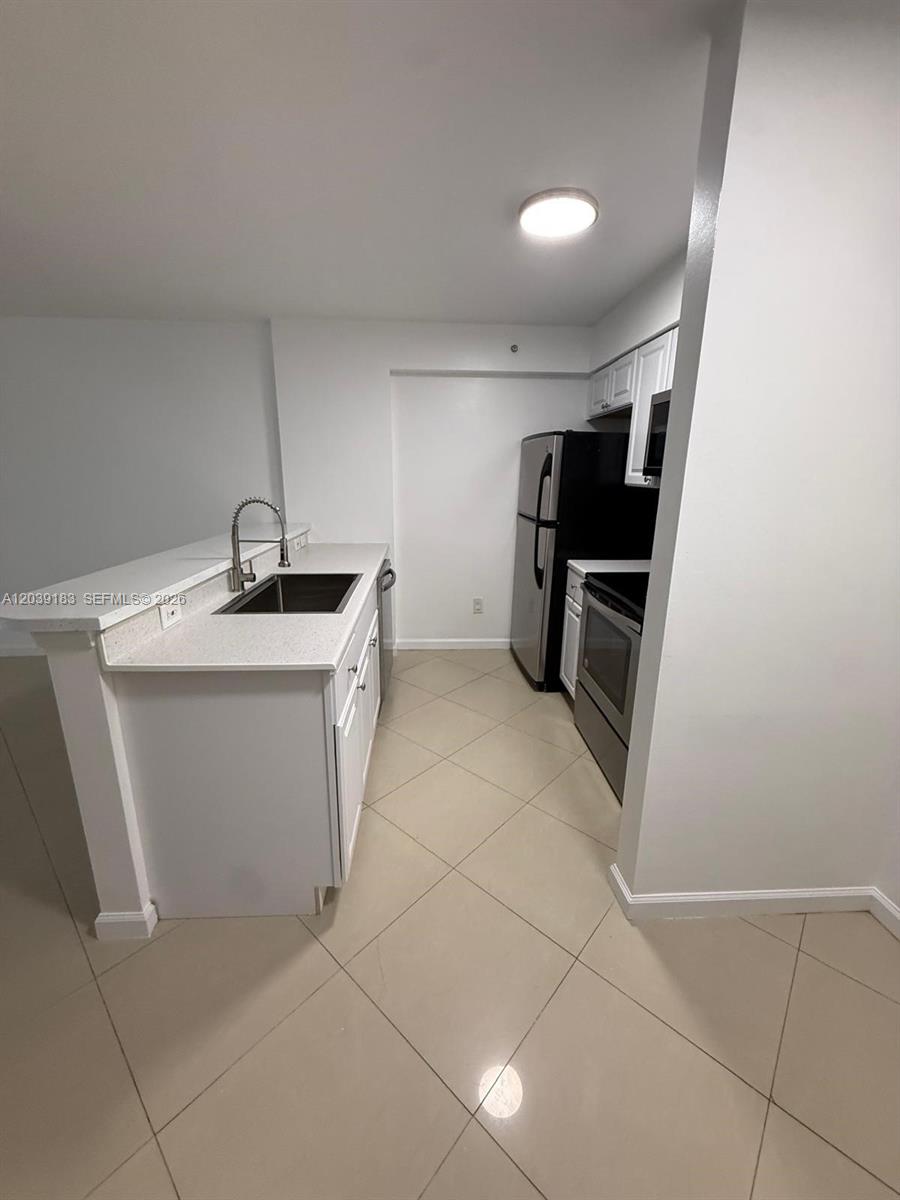 410 South Park Road, Unit 1104 Hollywood, FL 33021 - Photo 4 of 18
