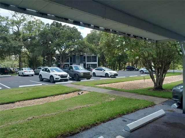 $189,000 | 25210 Northlake Drive, Unit 210, Sanford, FL 32773