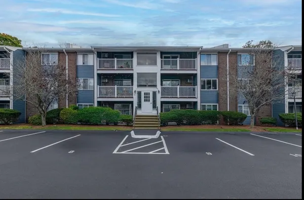 $1,750 | 6 Woodcrest Court, Unit 6, Weymouth, MA 02190