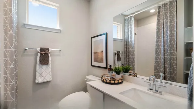 $2,300 | 611 Bluffview Drive, Bastrop, TX 78602