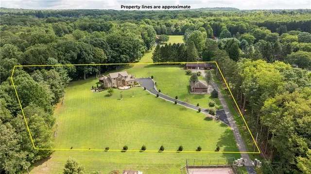 $689,000 | 102 Mehard Avenue, Unit B, Greenville, PA 16125