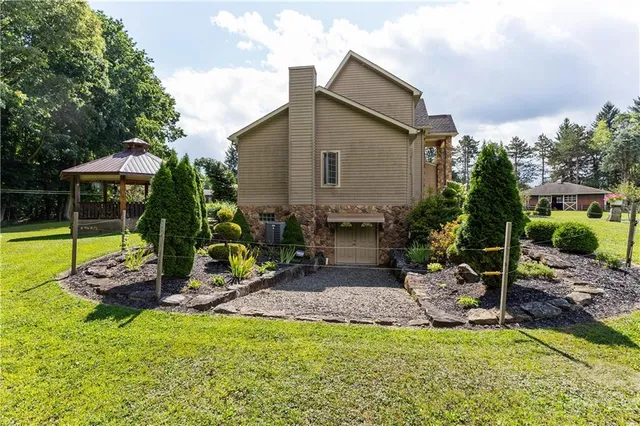 $689,000 | 102 Mehard Avenue, Unit B, Greenville, PA 16125