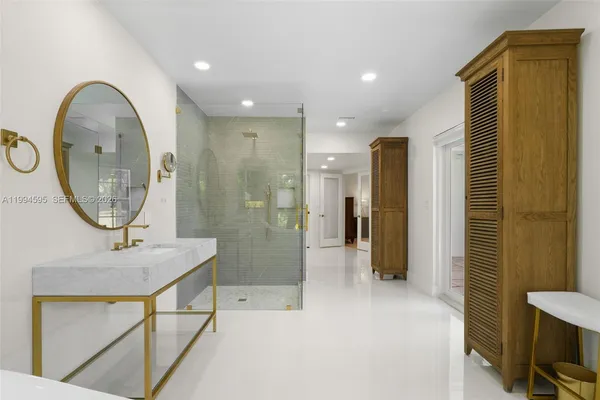 $3,250,000 | 6801 Southwest 126th Terrace, Pinecrest, FL 33156