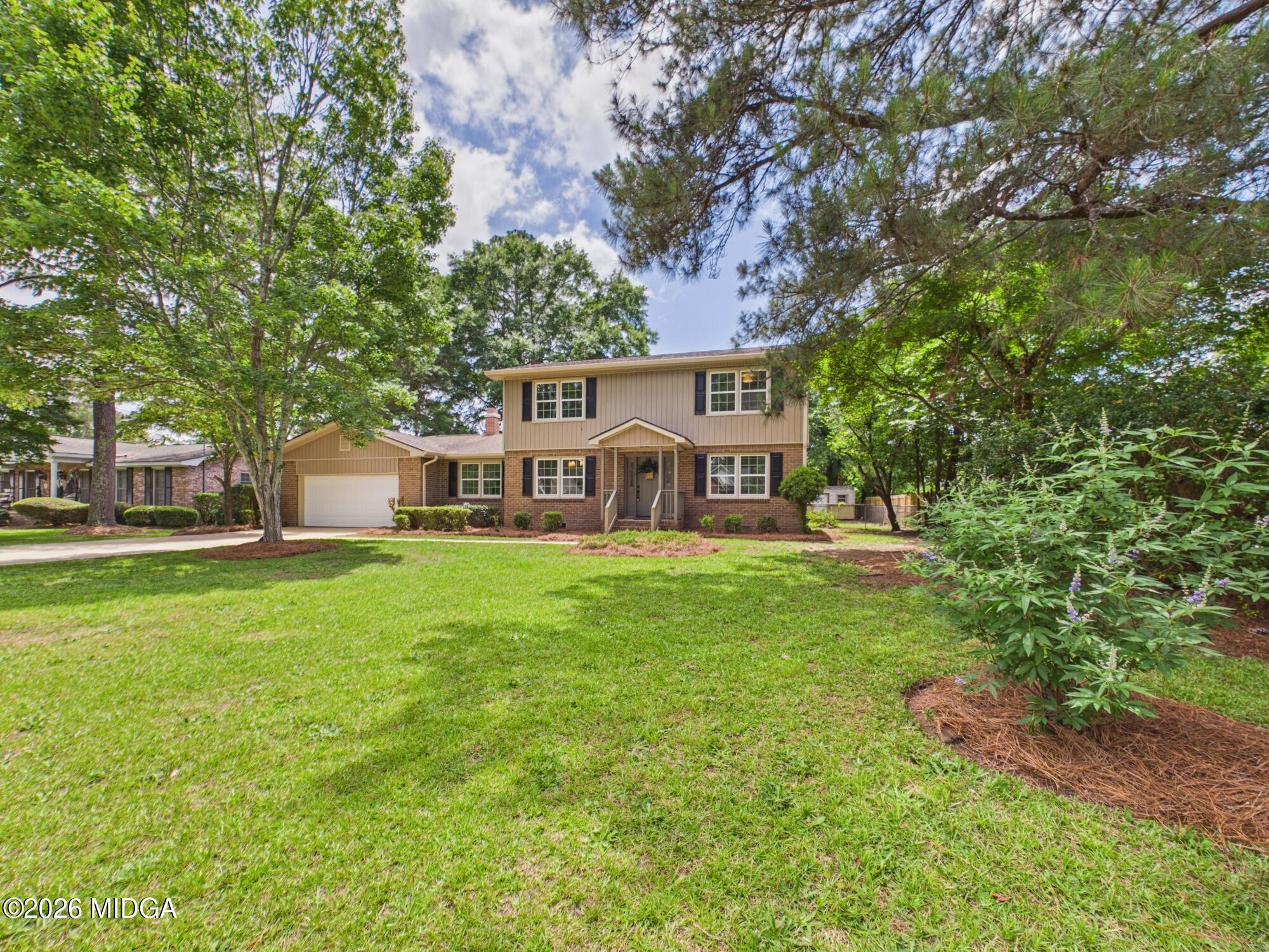 1011 Country Club Road Perry, GA 31069 - Photo 3 of 62 CAM03843G0-PR0167-STILL004