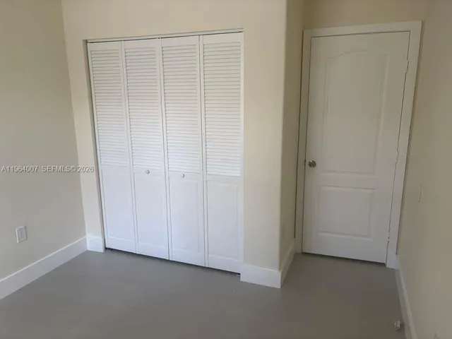 $2,000 | 1663 Southeast 27th Drive, Unit 207, Homestead, FL 33035