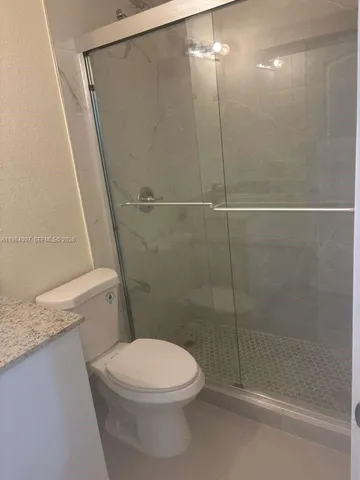 $2,000 | 1663 Southeast 27th Drive, Unit 207, Homestead, FL 33035