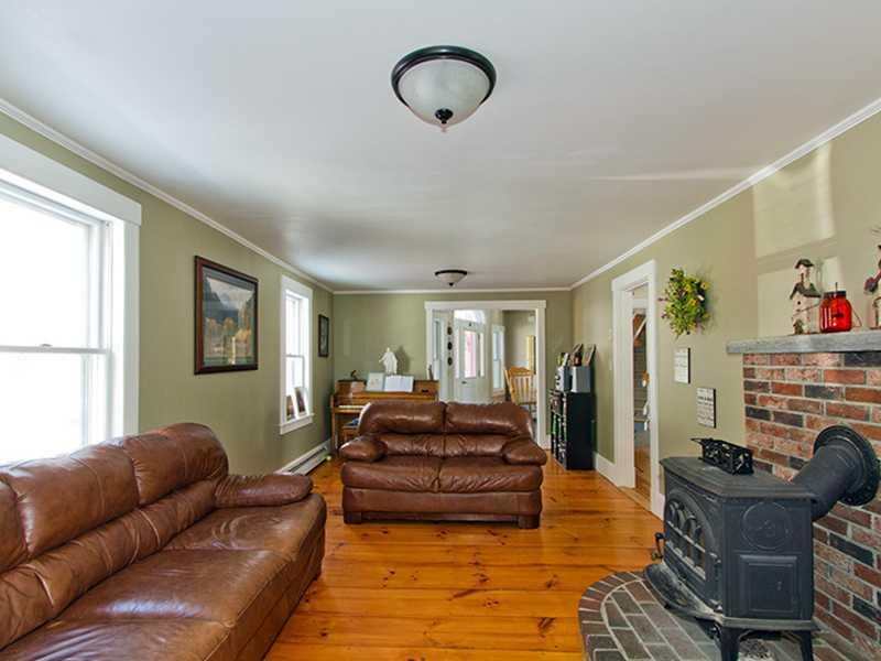 66 Start Road Camden, ME 04843 - Photo 13 of 17 Living Room.