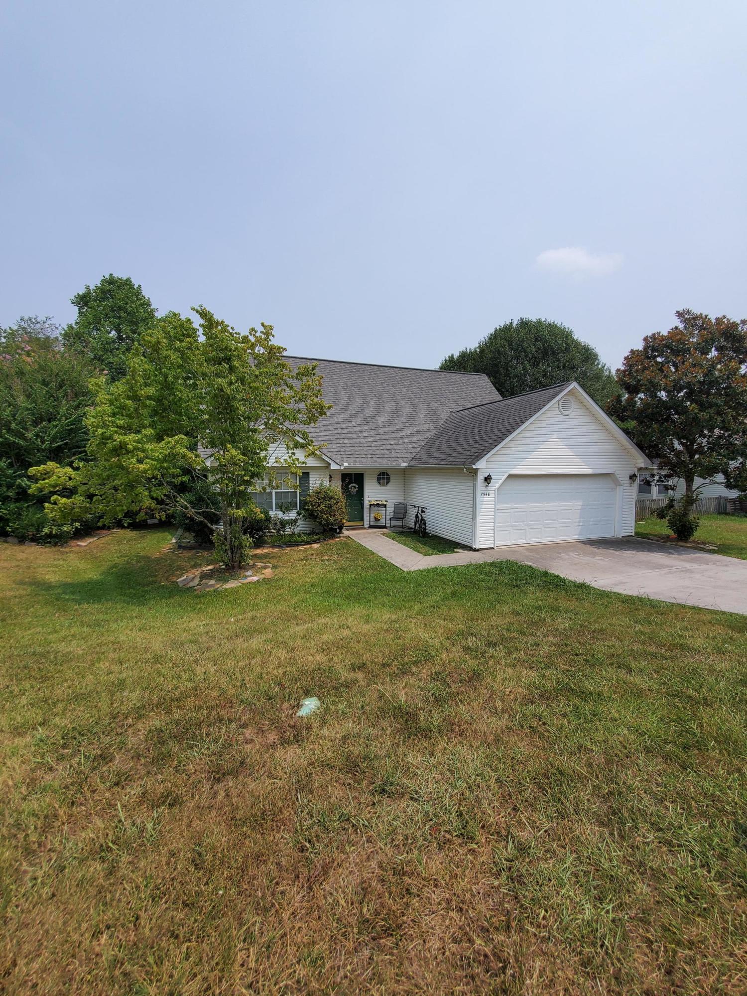 7548 Applecross Road Corryton, TN 37721 - Photo 2 of 26 Welcome home to 7548 Applecross Rd