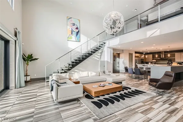 $13,000 | 861 Vegas View Drive, Henderson, NV 89052