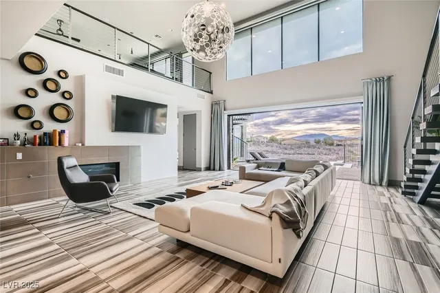 $15,750 | 861 Vegas View Drive, Henderson, NV 89052