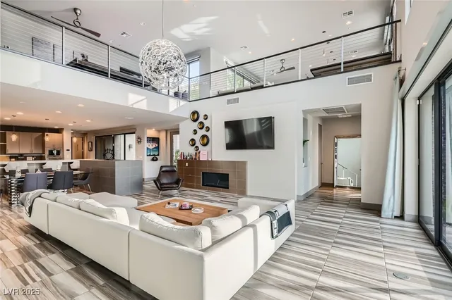 $15,750 | 861 Vegas View Drive, Henderson, NV 89052