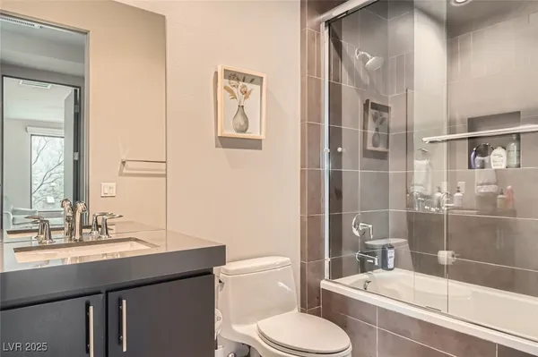 $13,000 | 861 Vegas View Drive, Henderson, NV 89052