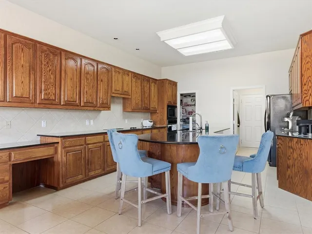 $650,000 | 433 Shady Oaks Drive, Murphy, TX 75094