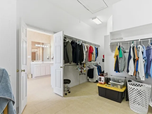 $650,000 | 433 Shady Oaks Drive, Murphy, TX 75094