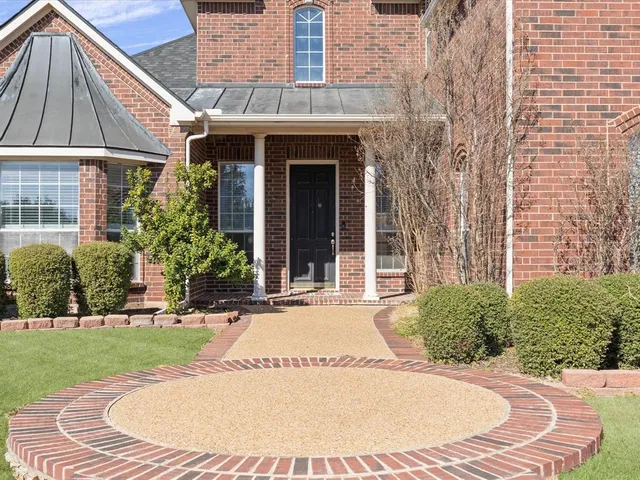 $650,000 | 433 Shady Oaks Drive, Murphy, TX 75094