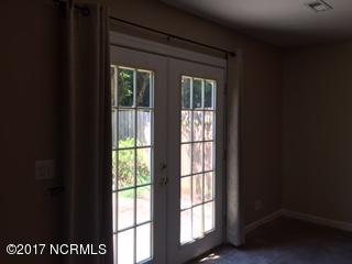 1851 Quail Ridge Road, Unit H Greenville, NC 27858 - Photo 4 of 19 IMG_1756