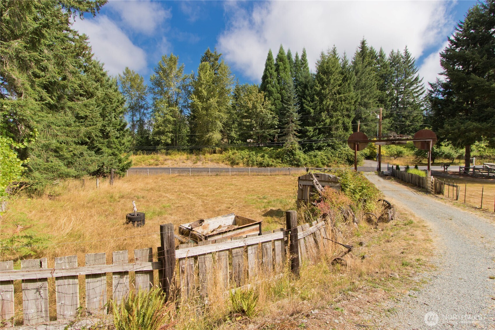 15716 A P Tubbs Road East Buckley, WA 98321 - Photo 4 of 27 Gallery Image 4