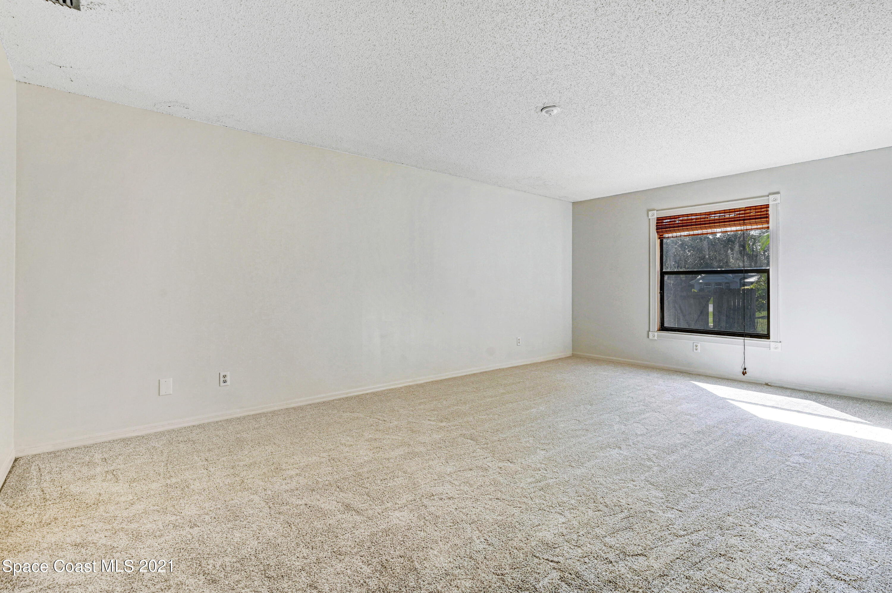 408 Stendal Road Northwest Palm Bay, FL 32907 - Photo 16 of 35 DSC_9404