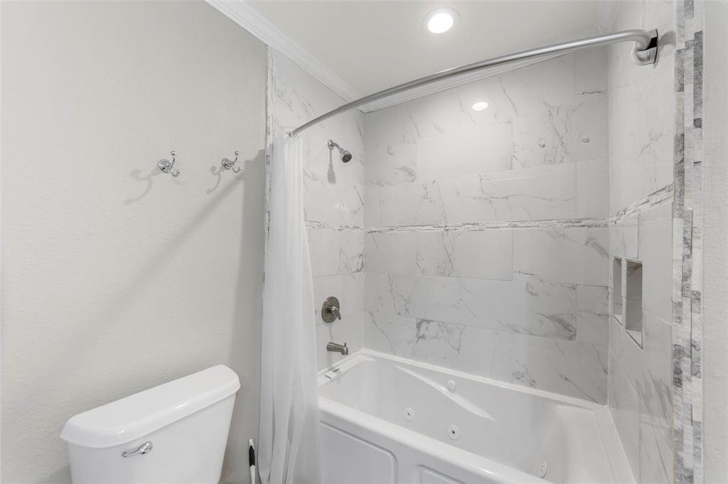 2110 Beavers Point Bonham, TX 75418 - Photo 24 of 40