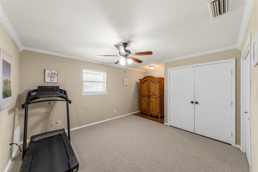 2110 Beavers Point Bonham, TX 75418 - Photo 30 of 40