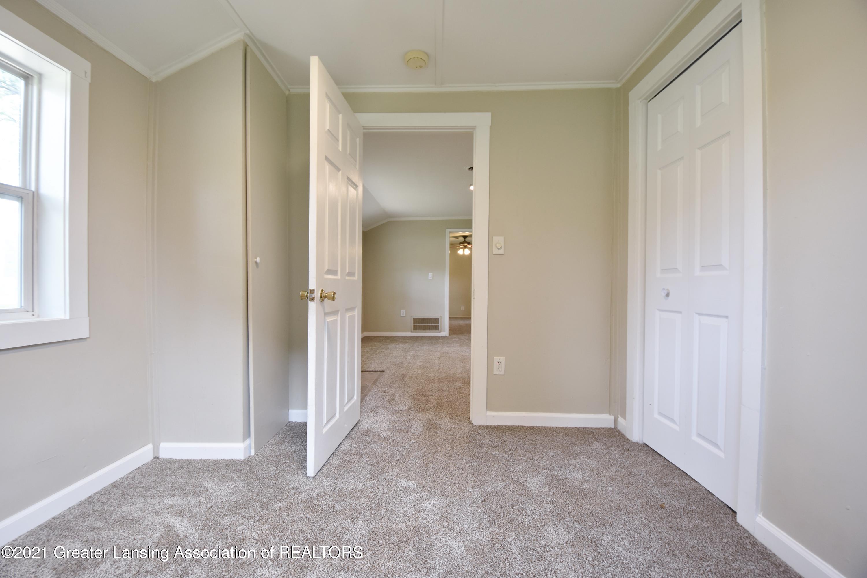 1861 North Aurelius Road Holt, MI 48842 - Photo 10 of 17 13