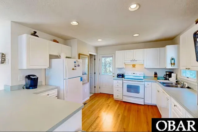 $694,000 | 4124 West Brant Court, Nags Head, NC 27959