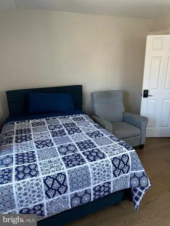 $900 | 114 West 5th Street, Unit 1, Media, PA 19063