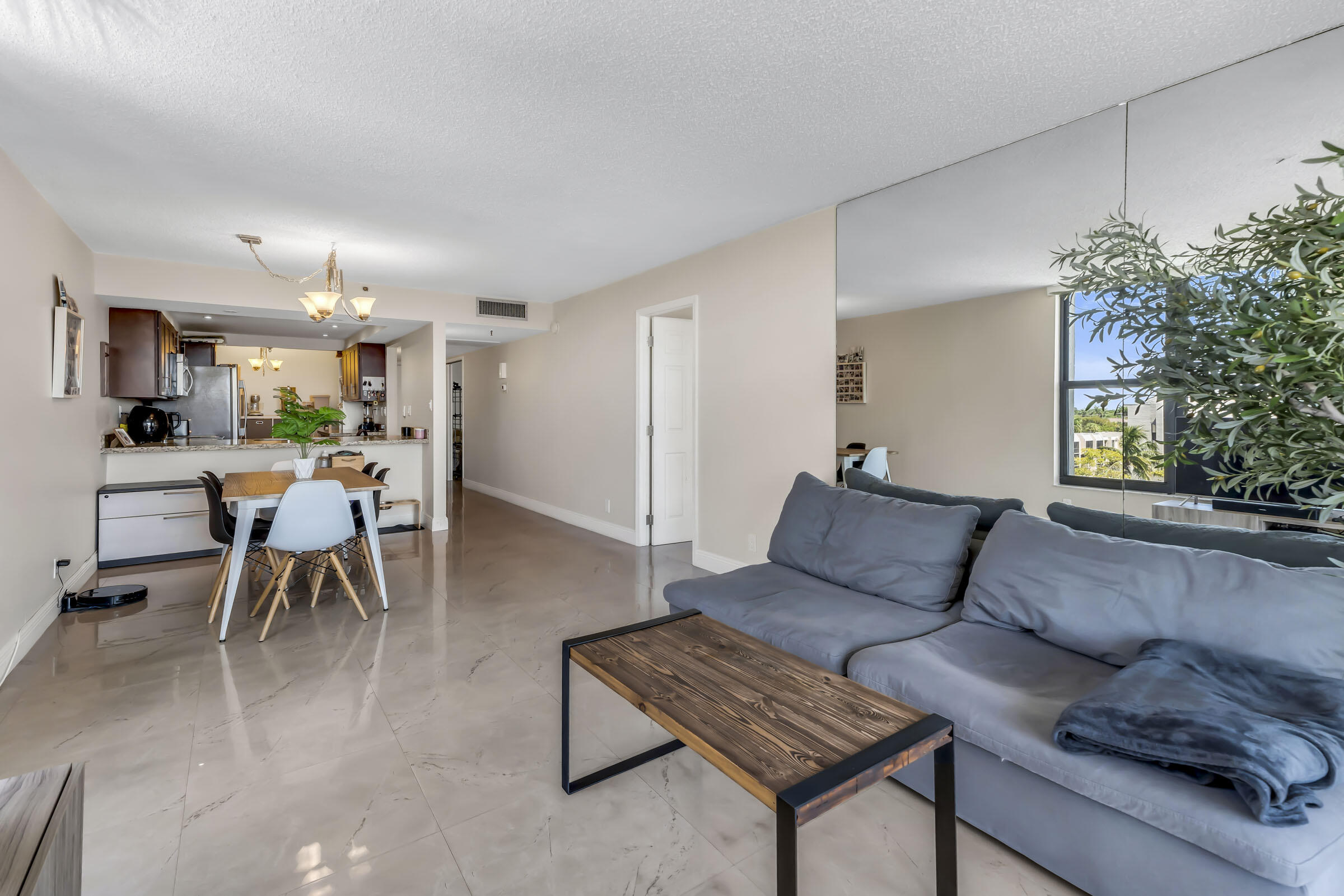22 Royal Palm Way, Unit 606 Boca Raton, FL 33432 - Photo 20 of 48 006