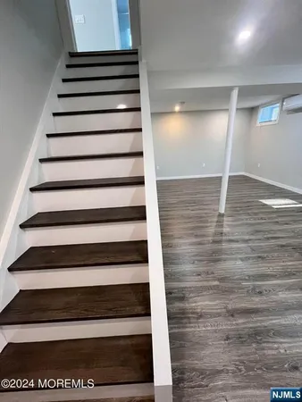 $3,100 | 96 Paterson Avenue, Unit 1, Midland Park, NJ 07432