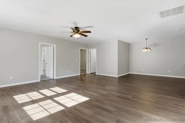 $289,000 | 208 Bunker Road, Eldon, MO 65026