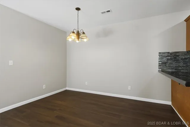 $289,000 | 208 Bunker Road, Eldon, MO 65026