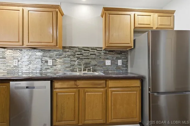 $289,000 | 208 Bunker Road, Eldon, MO 65026