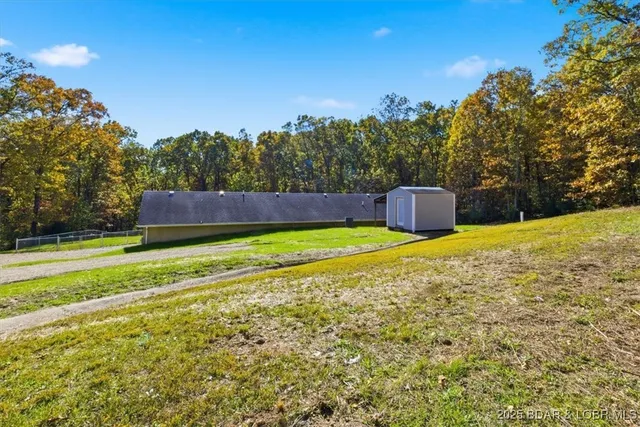 $289,000 | 208 Bunker Road, Eldon, MO 65026
