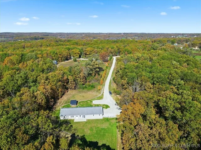 $289,000 | 208 Bunker Road, Eldon, MO 65026