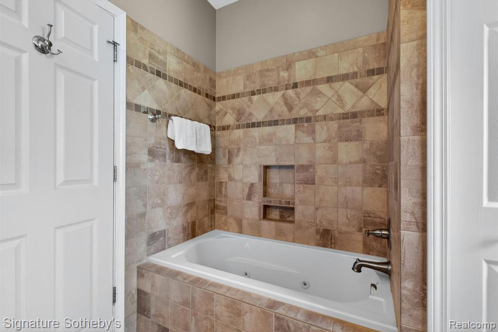 12700 Shaffer Road Davisburg, MI 48350 - Photo 35 of 99