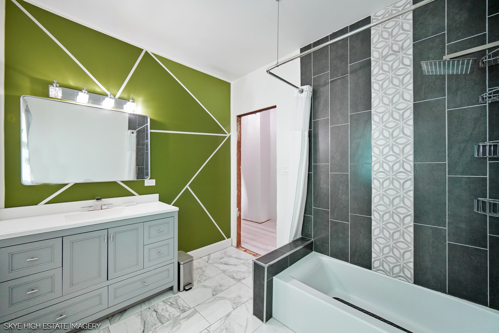 2163 Chestnut Road Homewood, IL 60430 - Photo 20 of 31 a room with window and shower