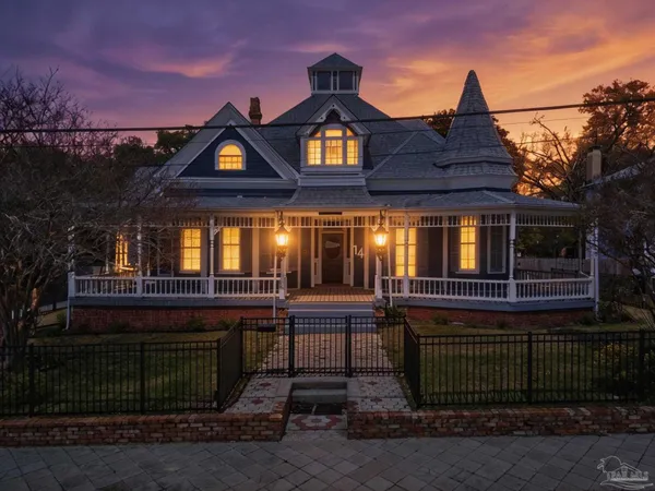 $799,900 | 14 West Gadsden Street, Pensacola, FL 32501