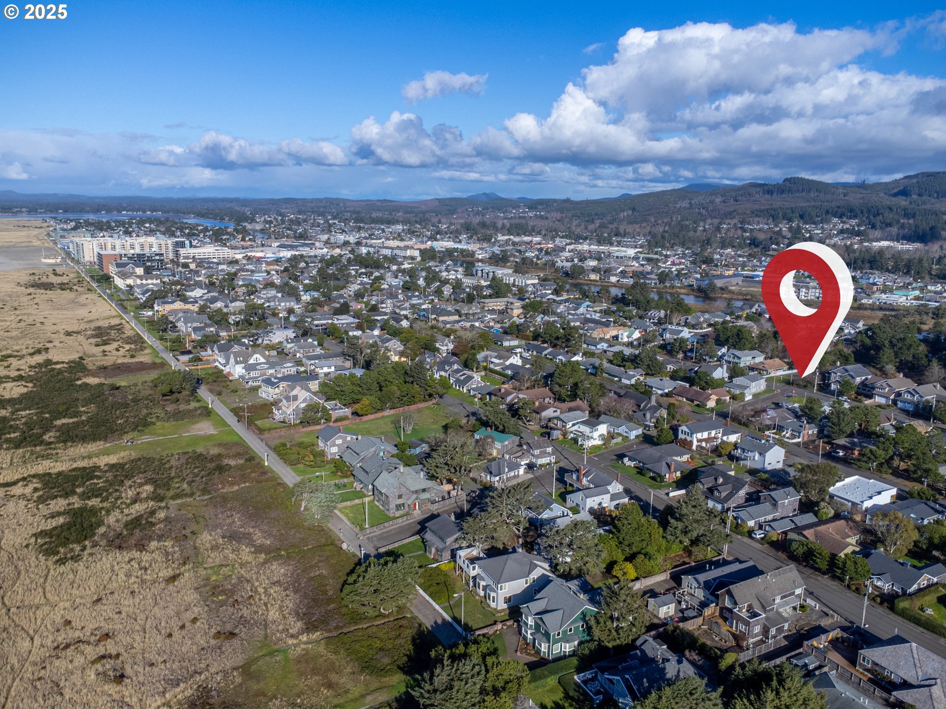 1281 South Downing Street Seaside, OR 97138 - Photo 12 of 12 a view of a sky