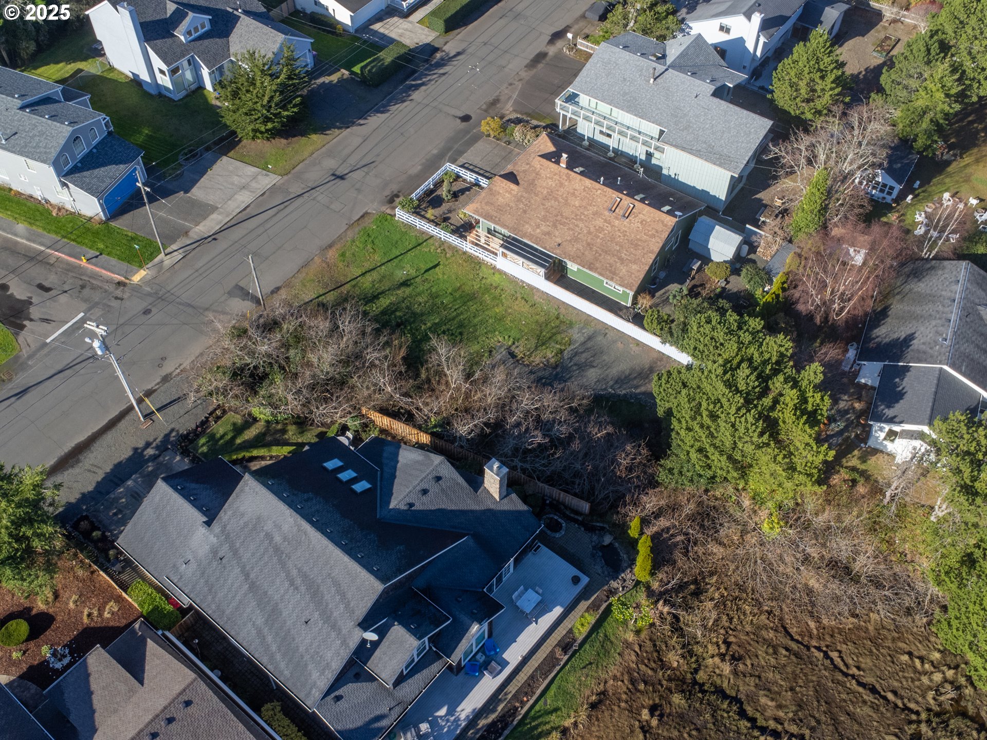 1281 South Downing Street Seaside, OR 97138 - Photo 5 of 12 an aerial view of house with yard