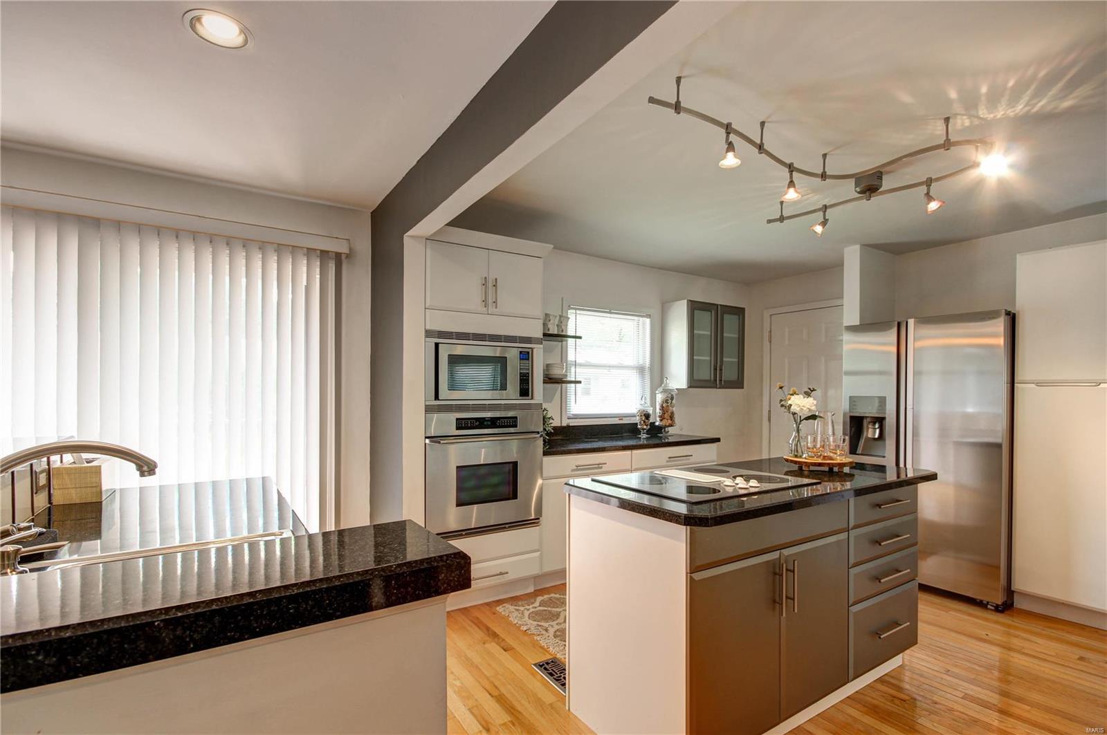 218 Timbercrest Road St. Louis, MO 63122 - Photo 13 of 33 Gallery Image 13