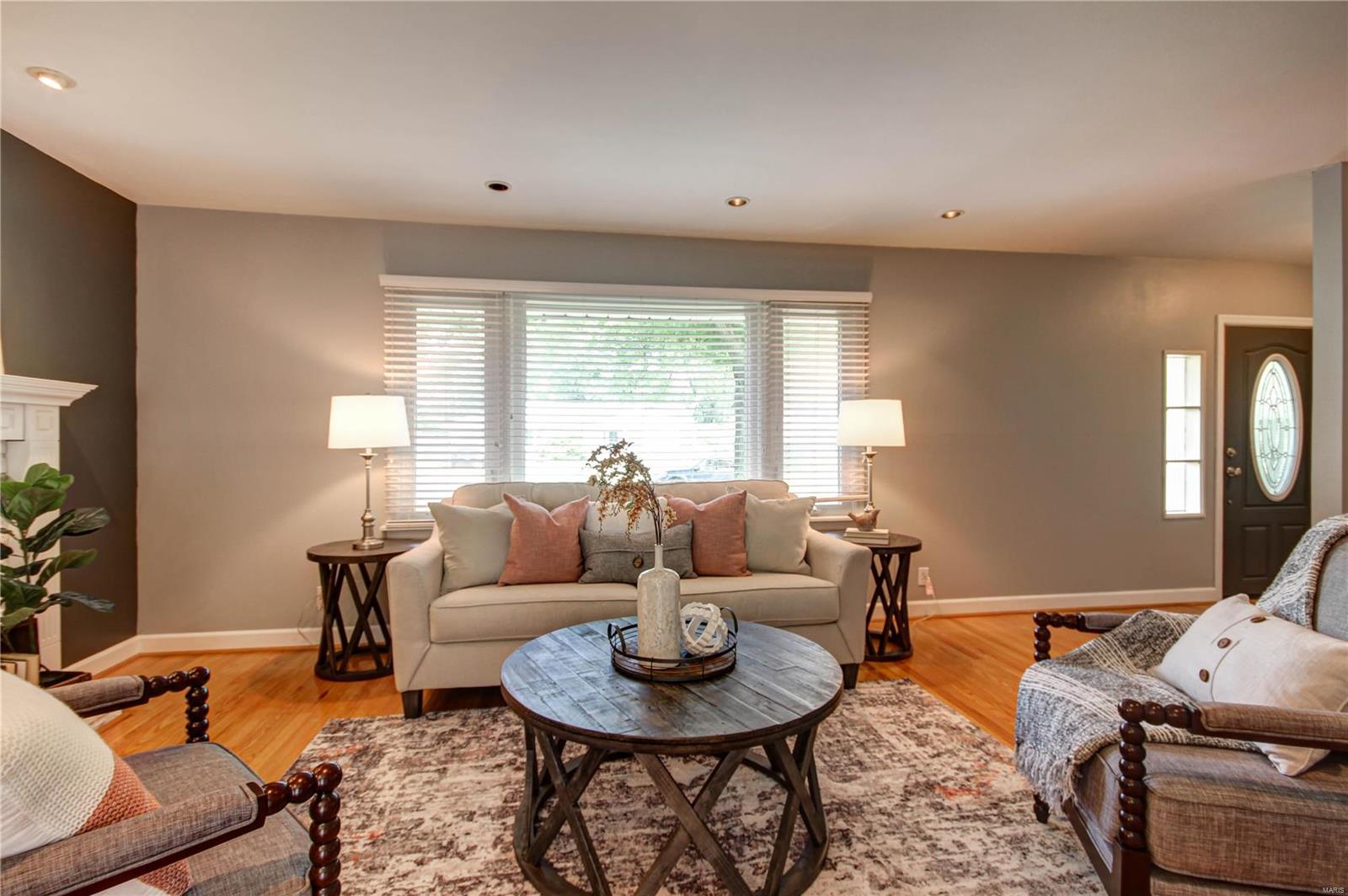 218 Timbercrest Road St. Louis, MO 63122 - Photo 8 of 33 Gallery Image 8