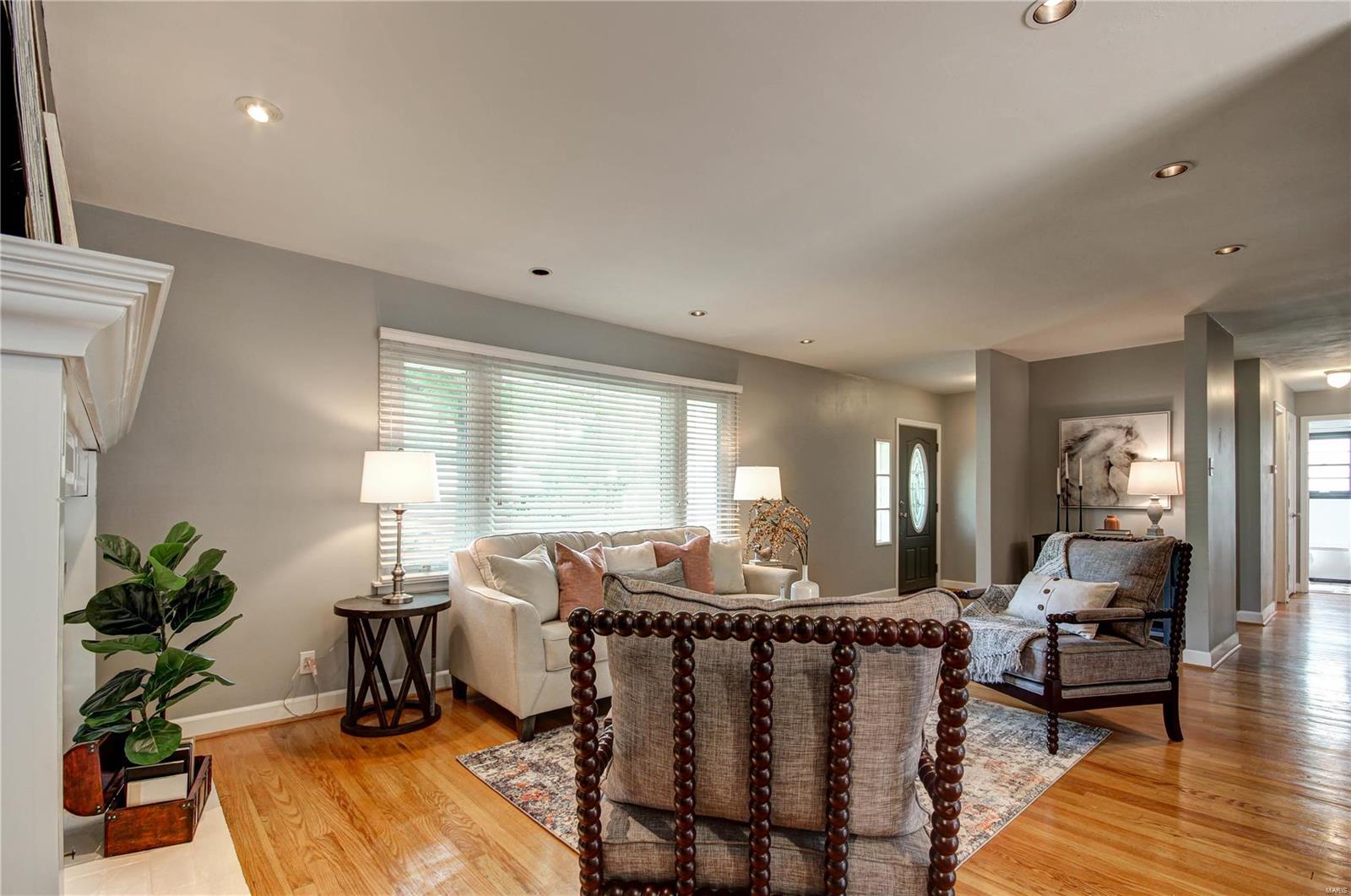 218 Timbercrest Road St. Louis, MO 63122 - Photo 10 of 33 Gallery Image 10
