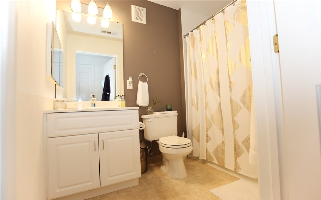 92 Mill Street, Unit 304 Woonsocket, RI 02895 - Photo 21 of 35 Master Bathroom