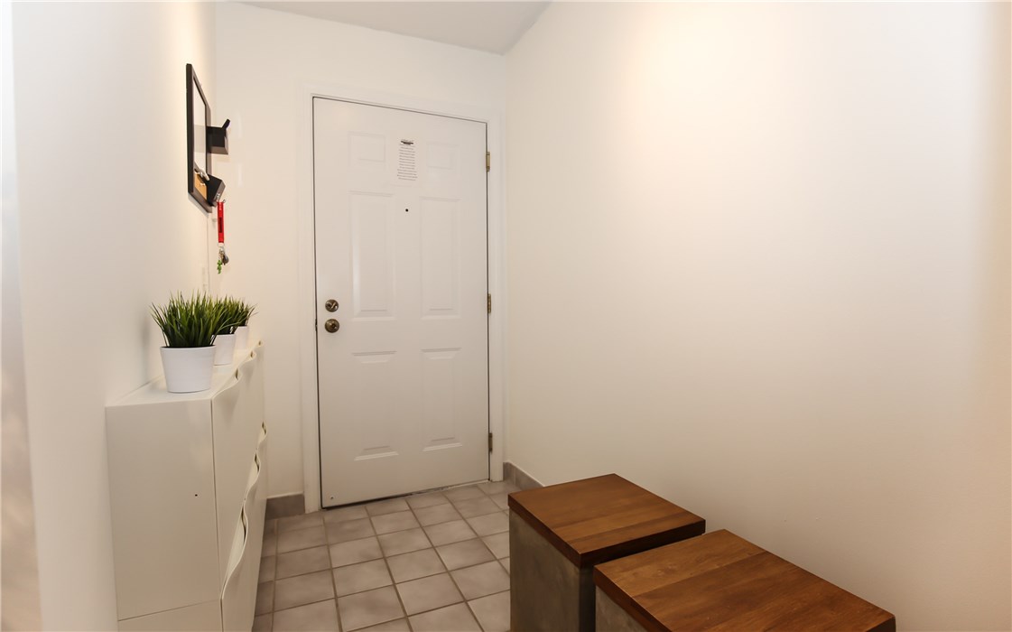 92 Mill Street, Unit 304 Woonsocket, RI 02895 - Photo 28 of 35 Entry way