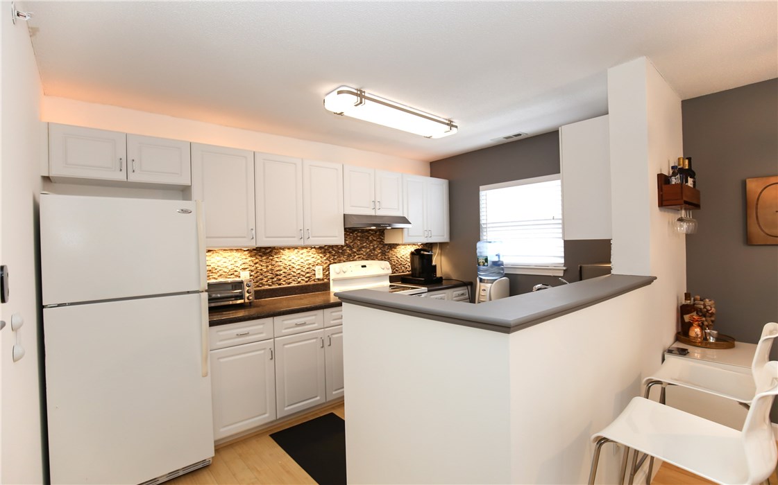 92 Mill Street, Unit 304 Woonsocket, RI 02895 - Photo 5 of 35 Gallery Image 5